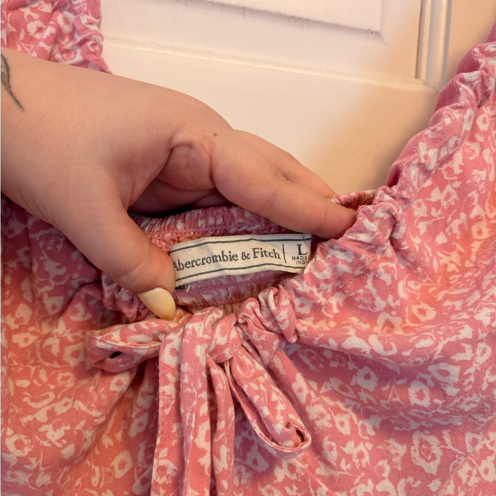 Abercrombie & Fitch Pink Floral Dress - Picture 3 of 4